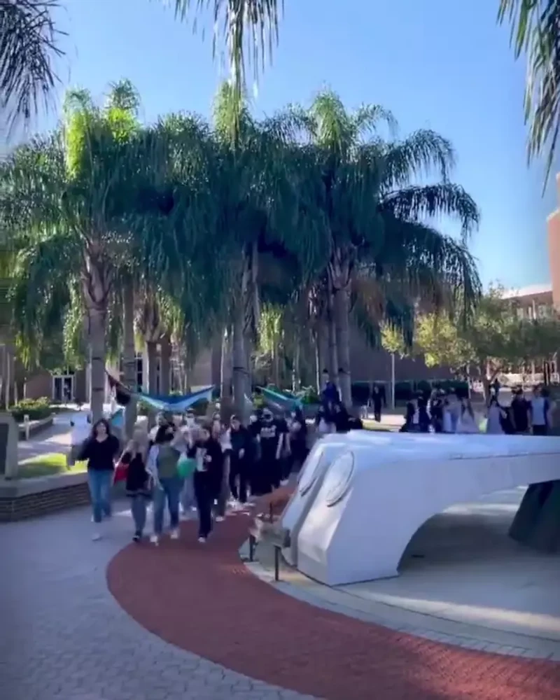 Chants at UCF Rally for Palestine_#36